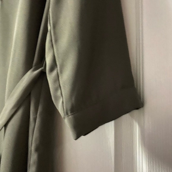 Grey/Green Dress - Picture 2 of 5